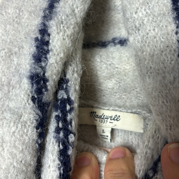 Madewell Roundtrip Turtleneck Sweater in Stripe sz Large Grey Navy Blue - Picture 3 of 9
